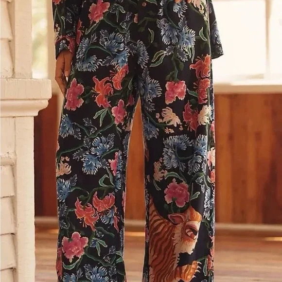 Anthropologie LyreBird Cloud Flannel Pajama Pants Gemmel Navy Tiger Print Size S - Picture 5 of 5